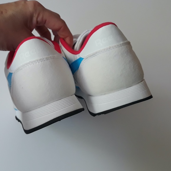 Reebok Women's Classic Nylon Casual Shoes - Picture 2 of 8